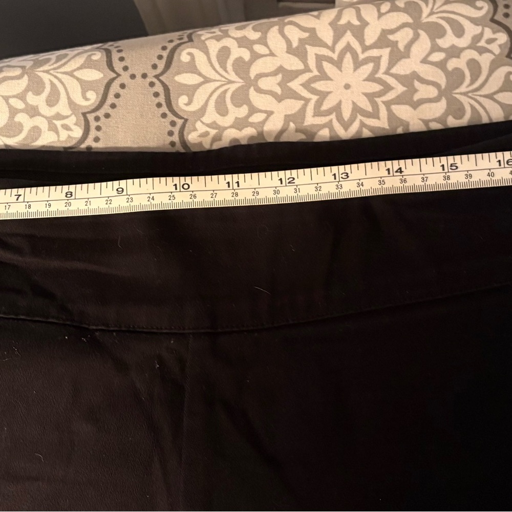 Old Navy Dark Black Pants - Picture 5 of 6